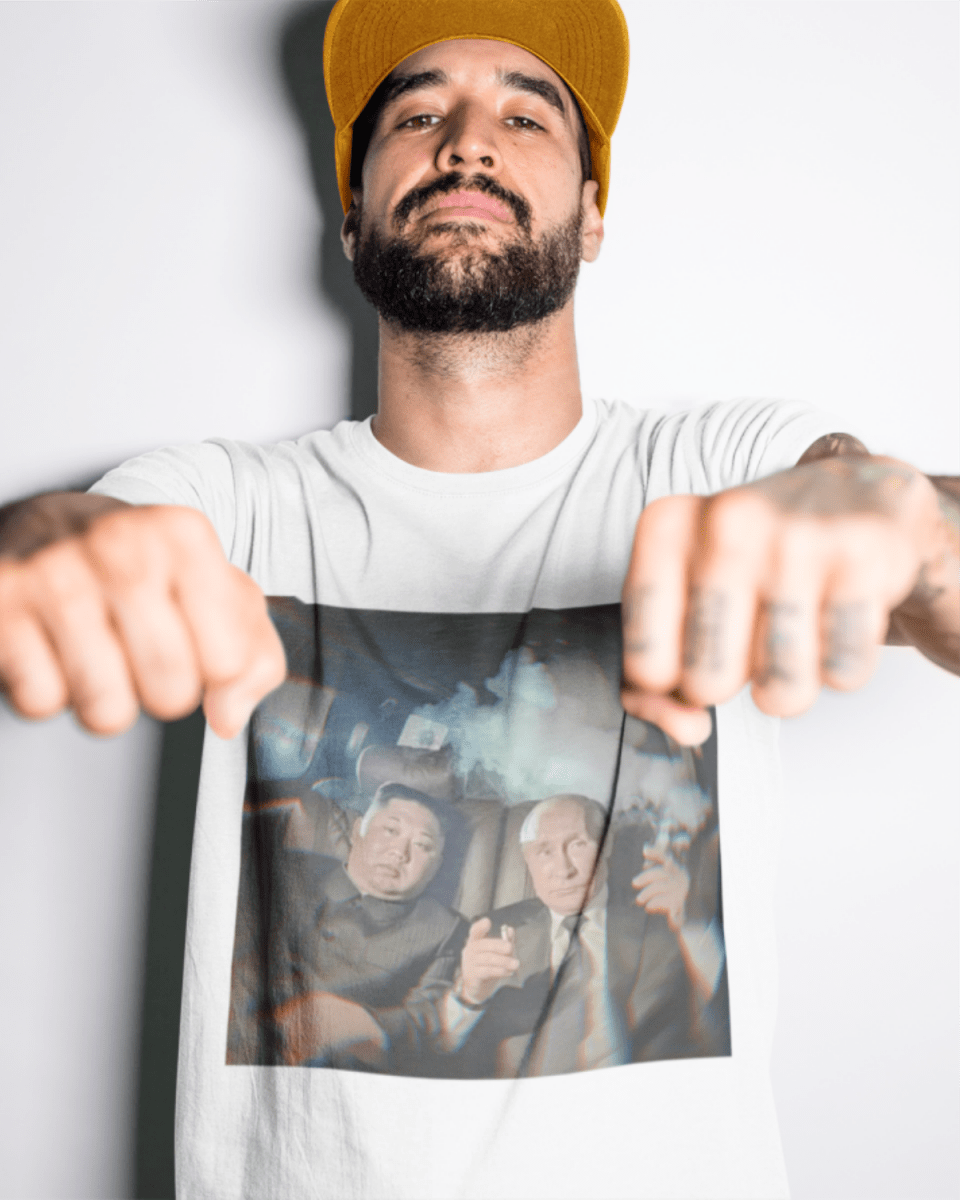 T302 - T-shirt - Putin & Kim Driving - Funny Outfits